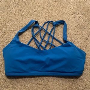 Lululemon sports bra
